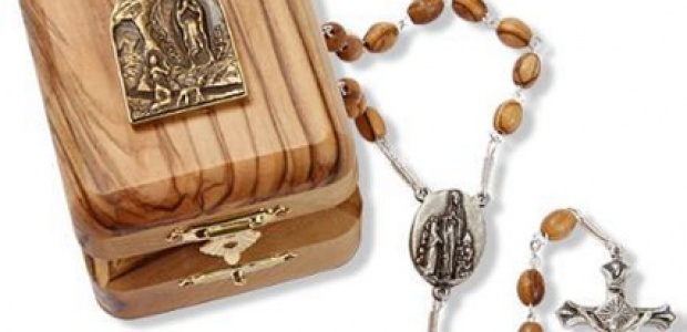 Olive Wood Lourdes Rosary1 620X300 Cropped